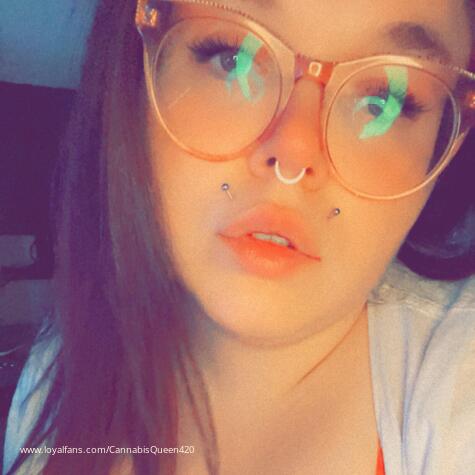 Cannabis_Queen420 avatar
