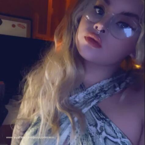 Pussyprincesss avatar