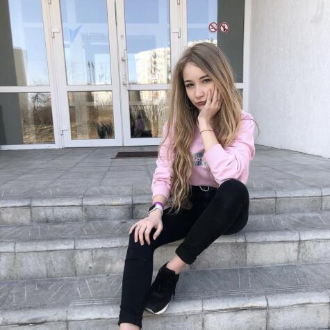 EliseSweetFoot avatar