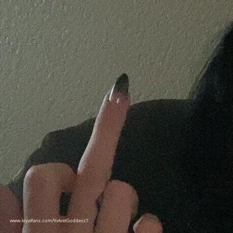 V3lv3tg0dd3ss avatar