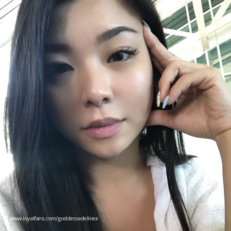 Emperor Adeline  avatar