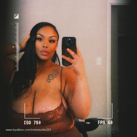 MistressBlu253 avatar