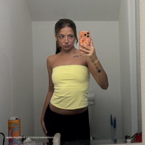 yourownerlexiss avatar