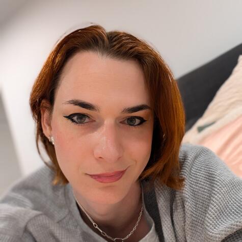 Imogen_Neon avatar