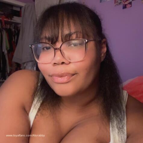 Adore Alora avatar