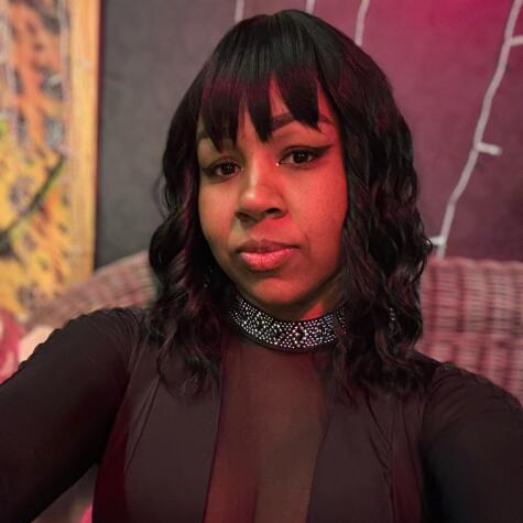 Alexa your GF avatar