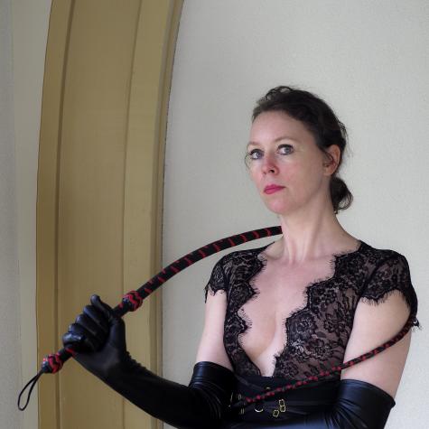 Mistress Suzanne avatar
