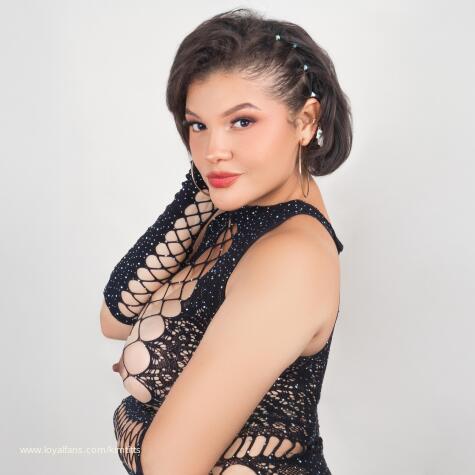 KimTitts avatar