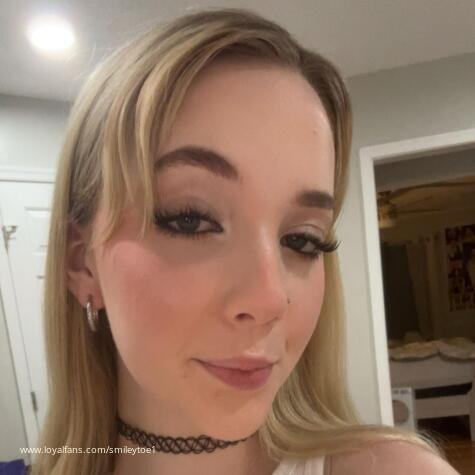 smileytoe13 avatar