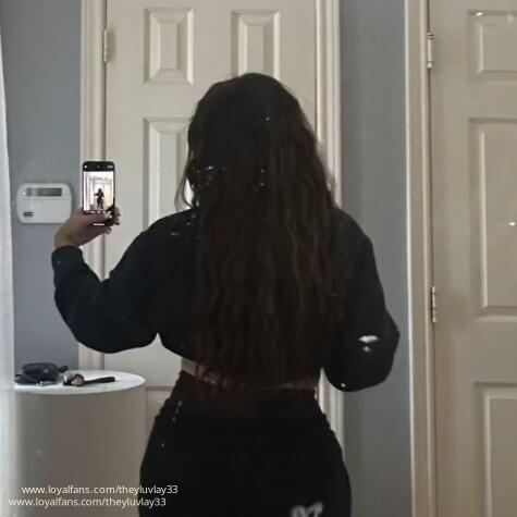 Theyluvlay33 avatar