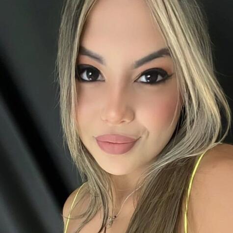 sabrina28 avatar
