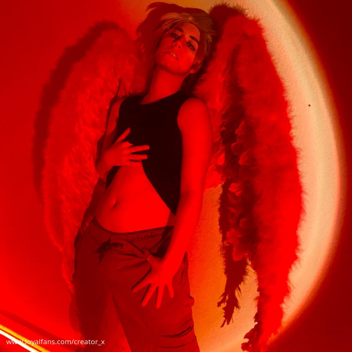 creator-x-s-official-social-fan-page-loyalfans