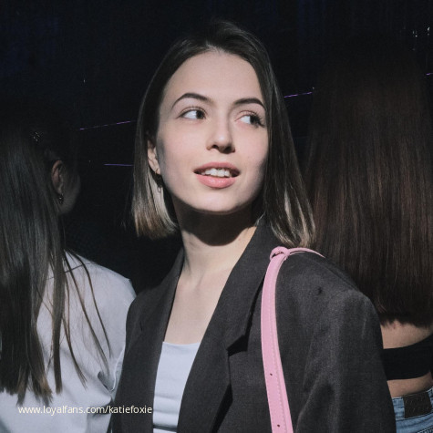KatieFoxie avatar