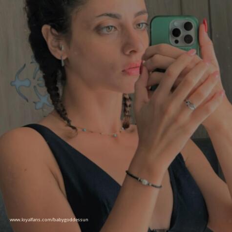 babygoddessun avatar