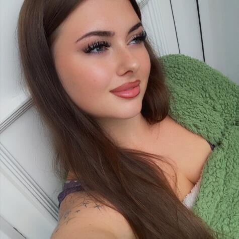 Zoeglew avatar