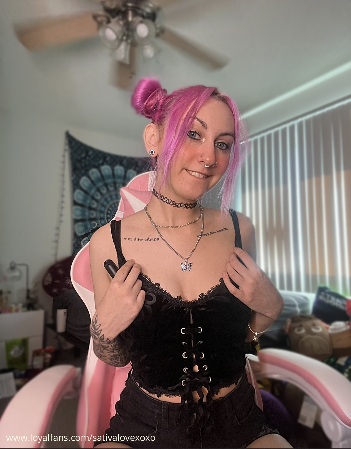 Sativa Love's Official Social Fan Page | LoyalFans