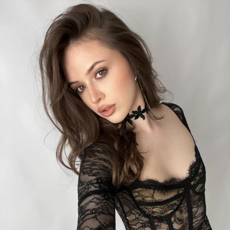 Goddesss Ellaa avatar