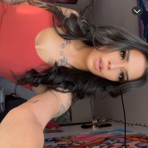 Monique7498 avatar