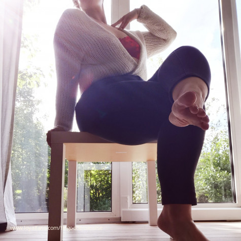 Findom Goddess Louise avatar