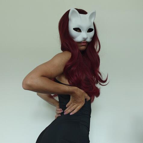 Miss Velvet Claw avatar