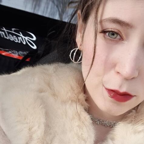GoddessKitty94 avatar