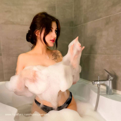 RebeccaYourMiss avatar