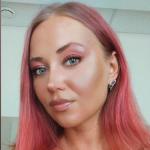 MuscleBarbie666 avatar