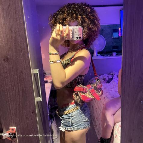 CertifiedBritishBrat avatar