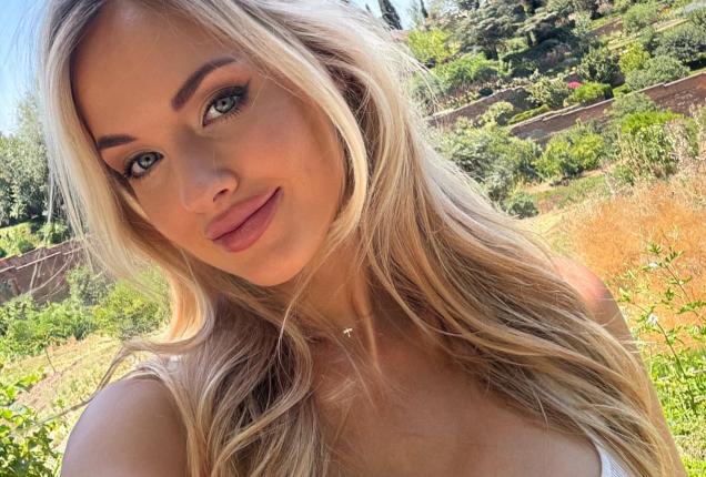 The sea, once it bewitches you - Katy Hollick Official Photos | www