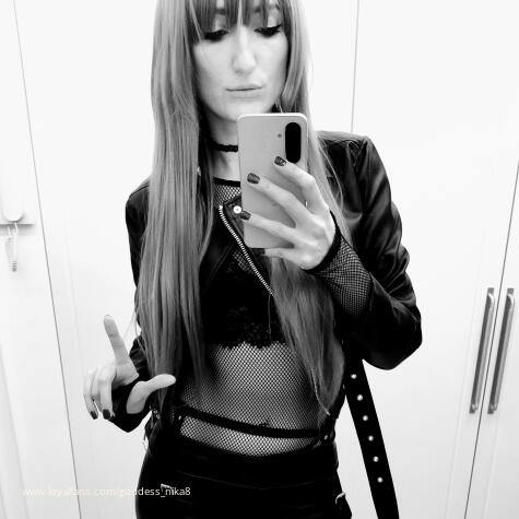 GoddessNika8 avatar