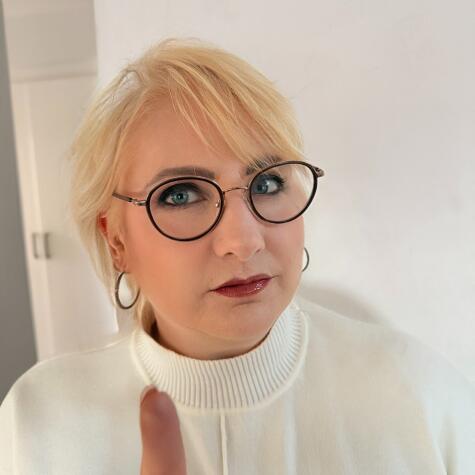 GreedyGranny avatar
