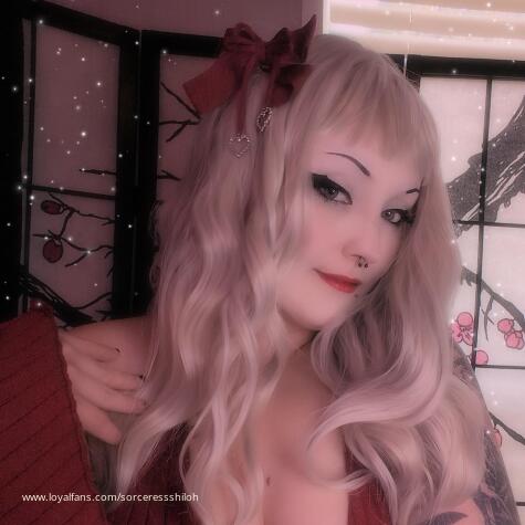 Sorceress Shiloh Findom avatar