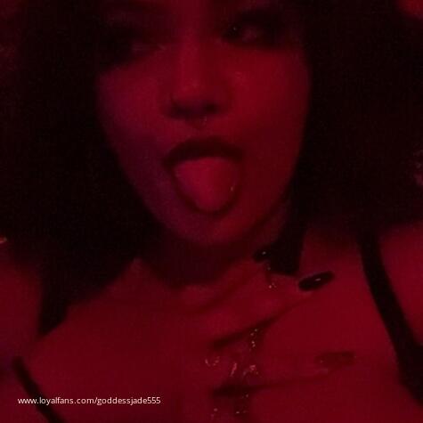 GoddessJade555 avatar