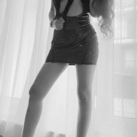 reineyassmina13 avatar