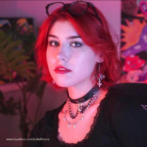 JulliaMoore avatar