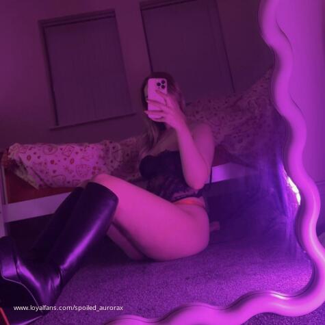 spoiledauroraxx avatar