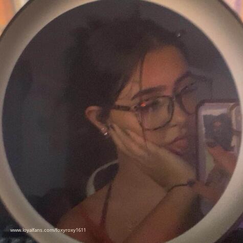FoxyRoxy1611 avatar