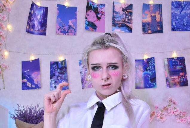 Are you serious? You came to apply for the job of my assistant with