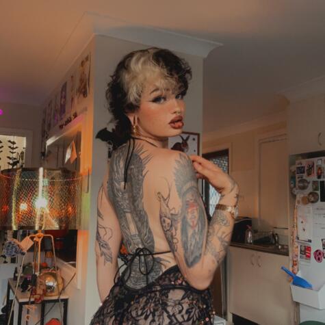 Scarlett_Vixen’s Official Social Fan Page | LoyalFans