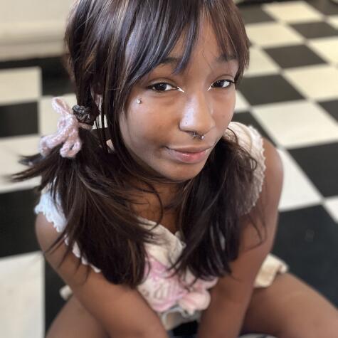 FEMMFATALEE avatar