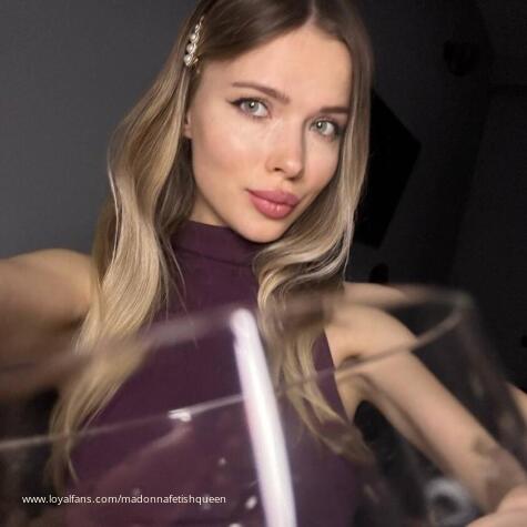 Madonna Fetish Queen Feet lover and Femdom avatar