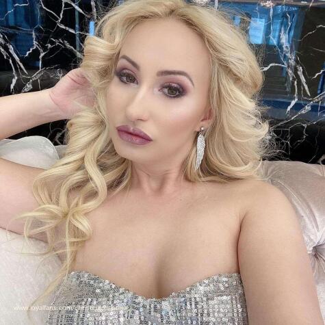 ChristinaChristina avatar