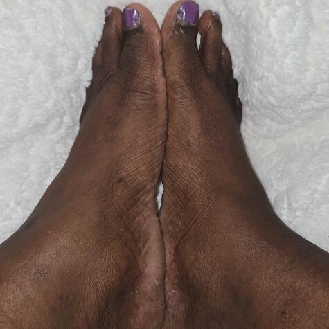 Barefoot  Kiss avatar