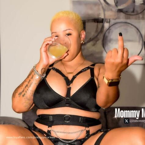 Mommy Marieee avatar