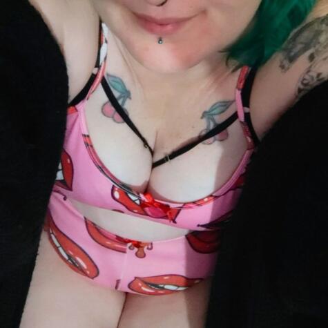Cherrybabex avatar