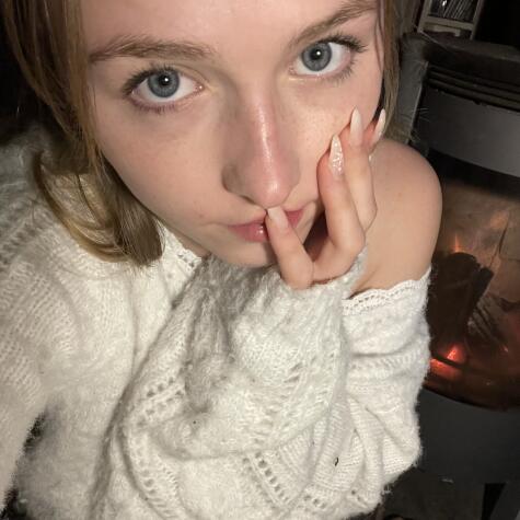 WhiteBunny4 avatar
