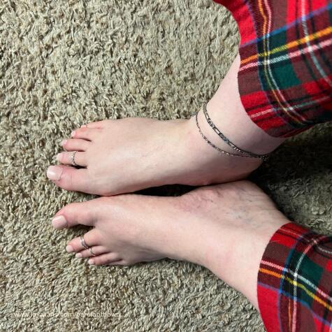 BarefootBBWTX avatar