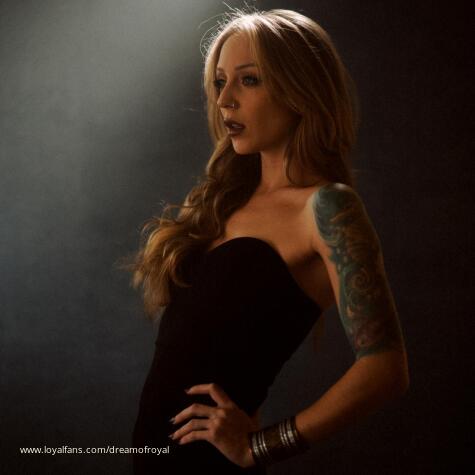 Femdom Muse Mistress Royal  avatar