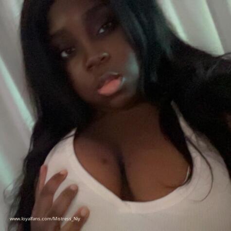 Mistress Niy Findom Goddess avatar
