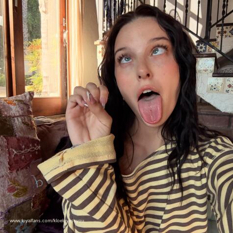 KloeLovessYou avatar